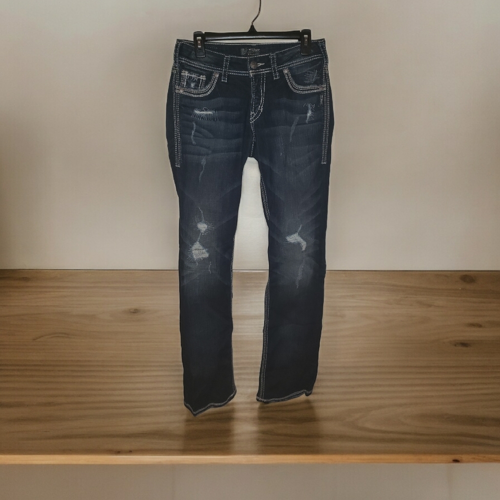 Womans silver jeans size 28